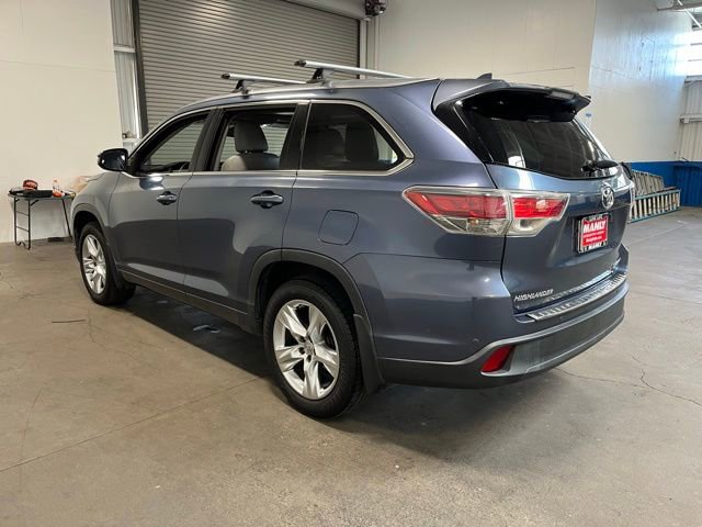 Used 2015 Toyota Highlander Limited Platinum AWD/4WD image 5