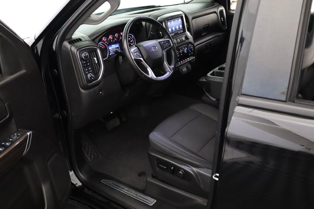 Used 2020 Chevrolet Silverado 1500 RST w/ All-Star Edition AWD/4WD image 18