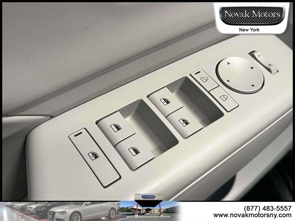 Used 2025 Hyundai Kona Limited image 19