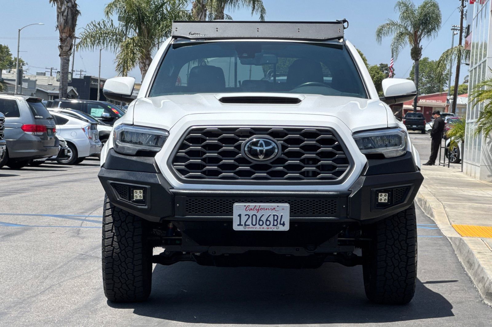 Used 2023 Toyota Tacoma TRD Sport w/ Black Out Package (TMS) AWD/4WD image 10