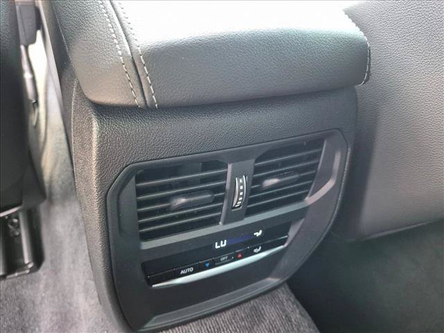 Used 2024 BMW M440i Coupe RWD image 18