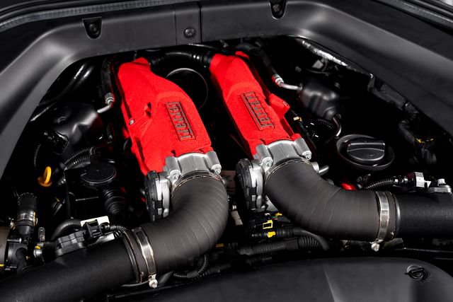Certified 2016 Ferrari California T RWD image 15