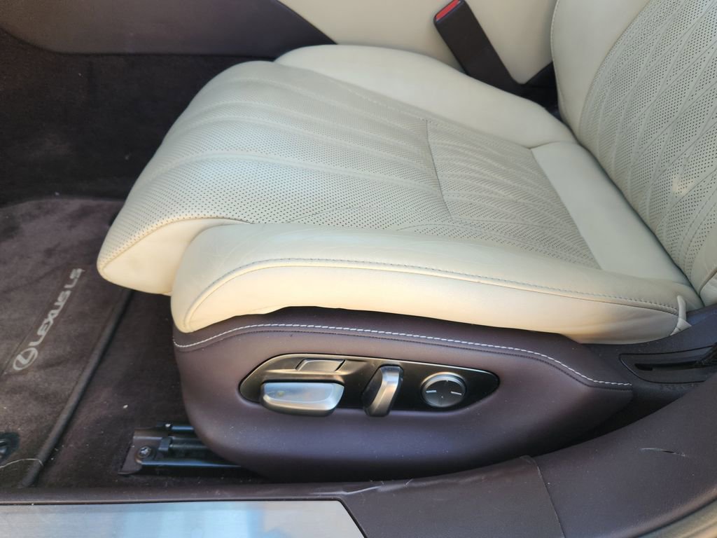 Used 2018 Lexus LS 500 w/ Interior Upgrade Package image 27