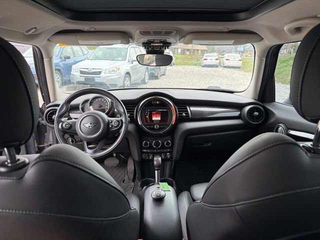 Used 2019 MINI Cooper S image 17