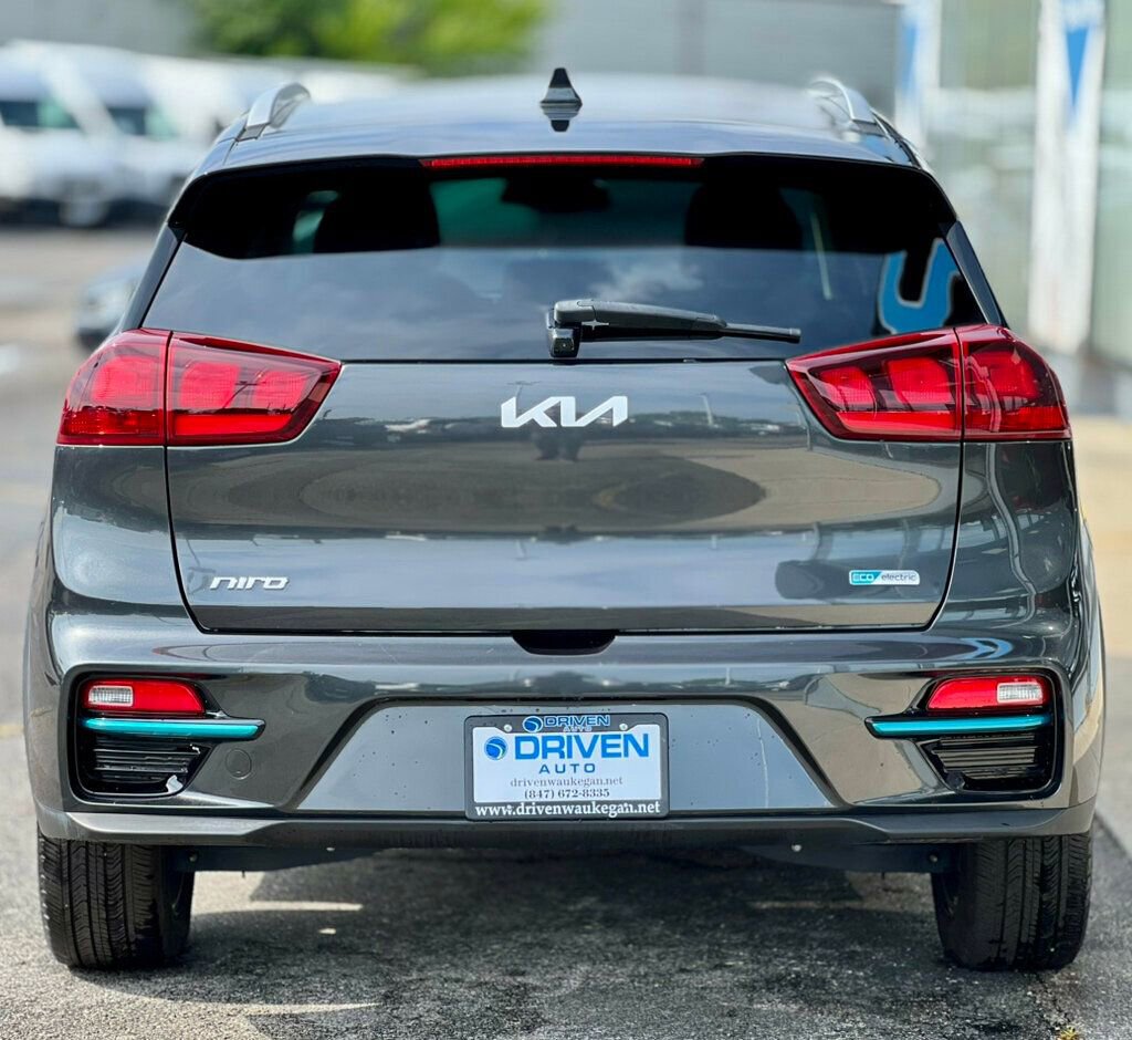 Used 2022 Kia Niro EX w/ Cold Weather Package FWD image 35