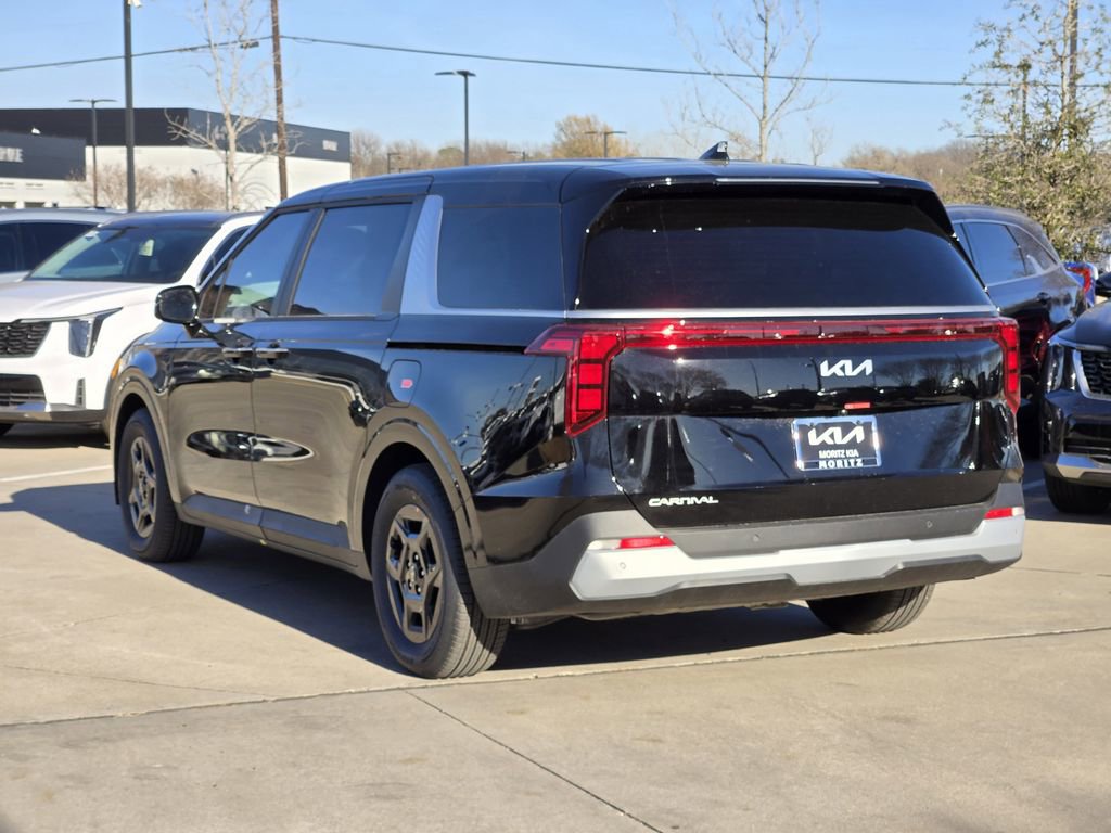 New 2026 Kia Carnival image 3