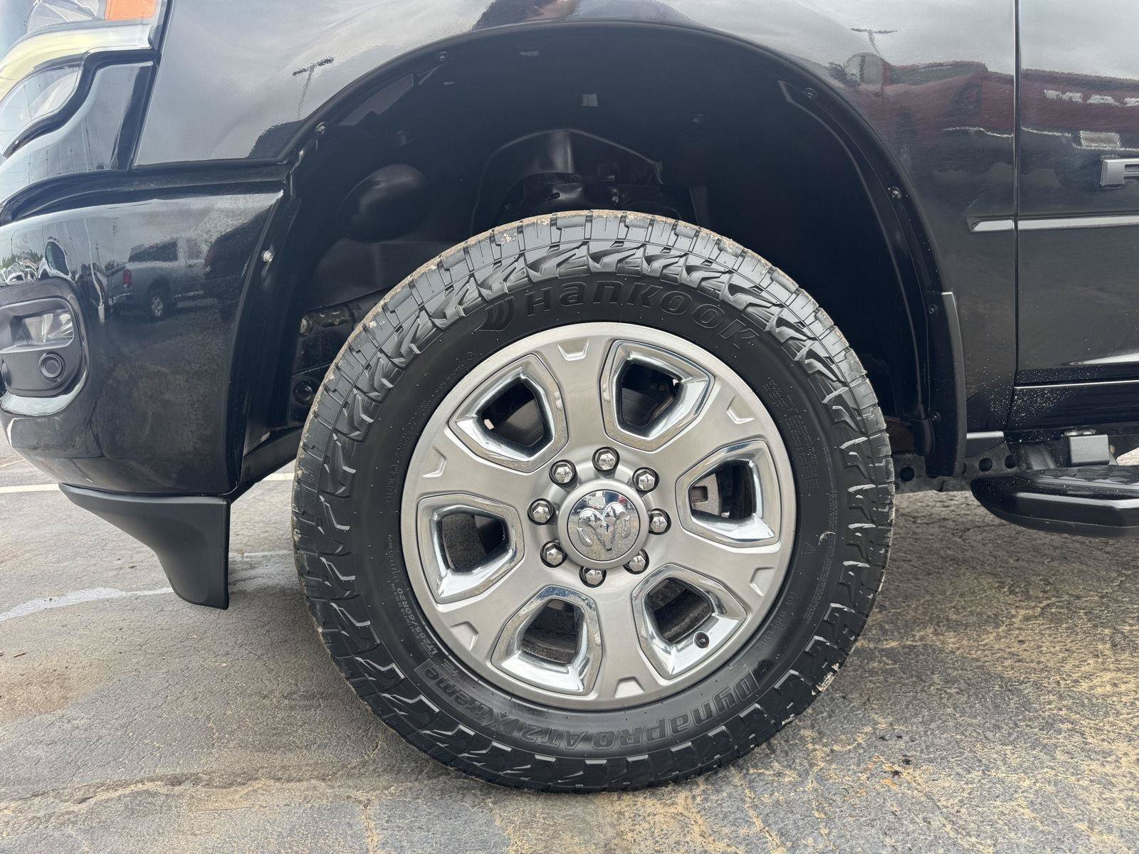Used 2023 RAM 3500 Laramie AWD/4WD image 12