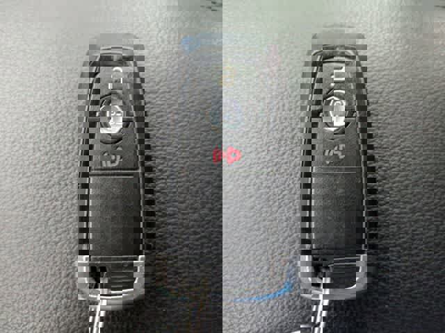 Used 2019 Ford Explorer XLT w/ Class III Trailer Tow Package FWD image 35