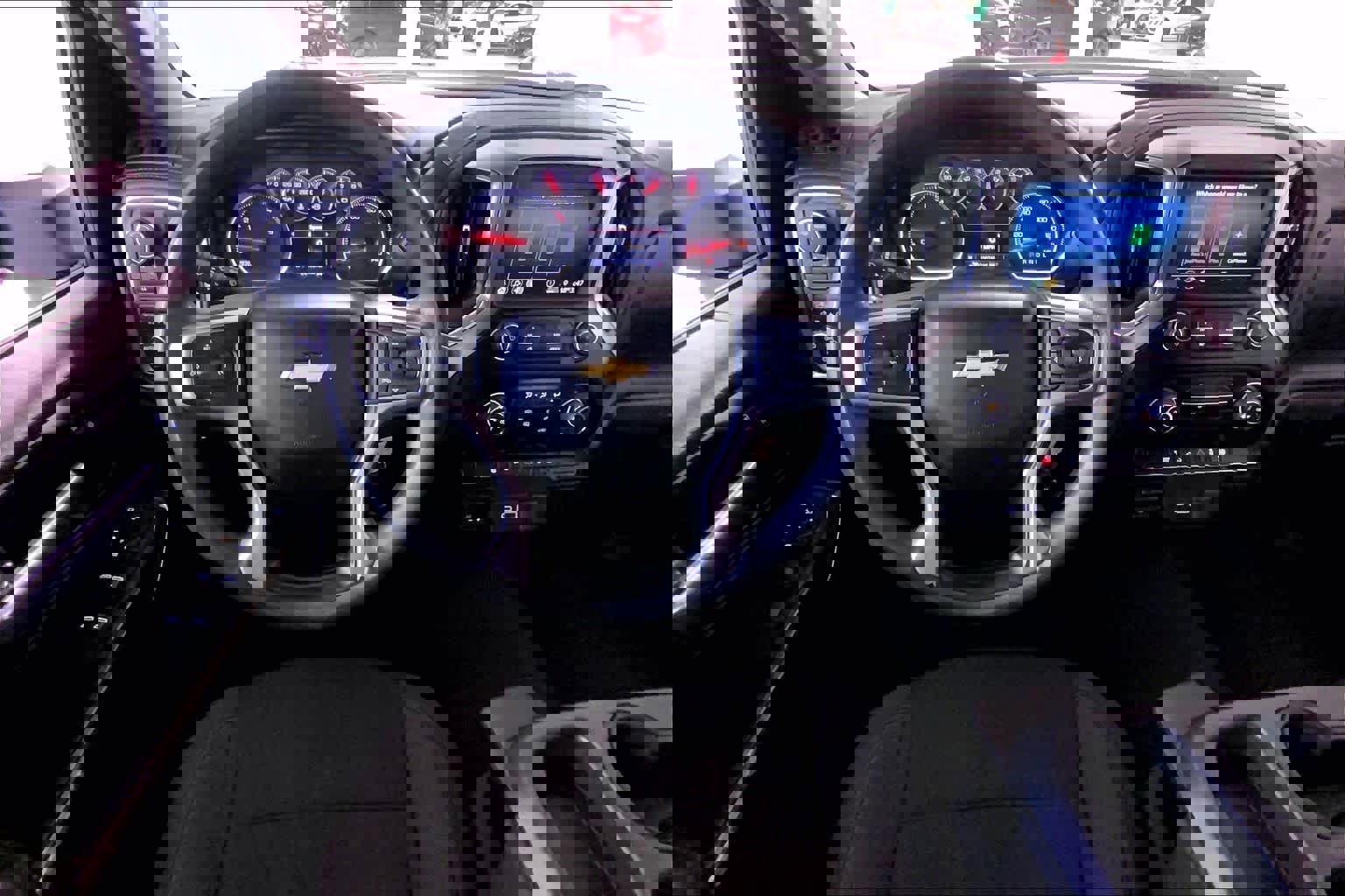 Used 2021 Chevrolet Silverado 2500 LT AWD/4WD image 5