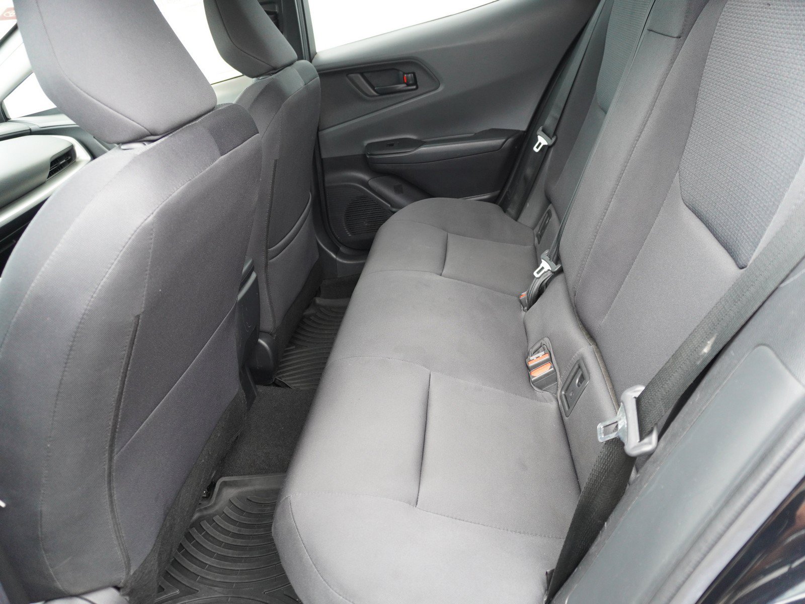 Used 2023 Toyota Prius LE FWD image 13
