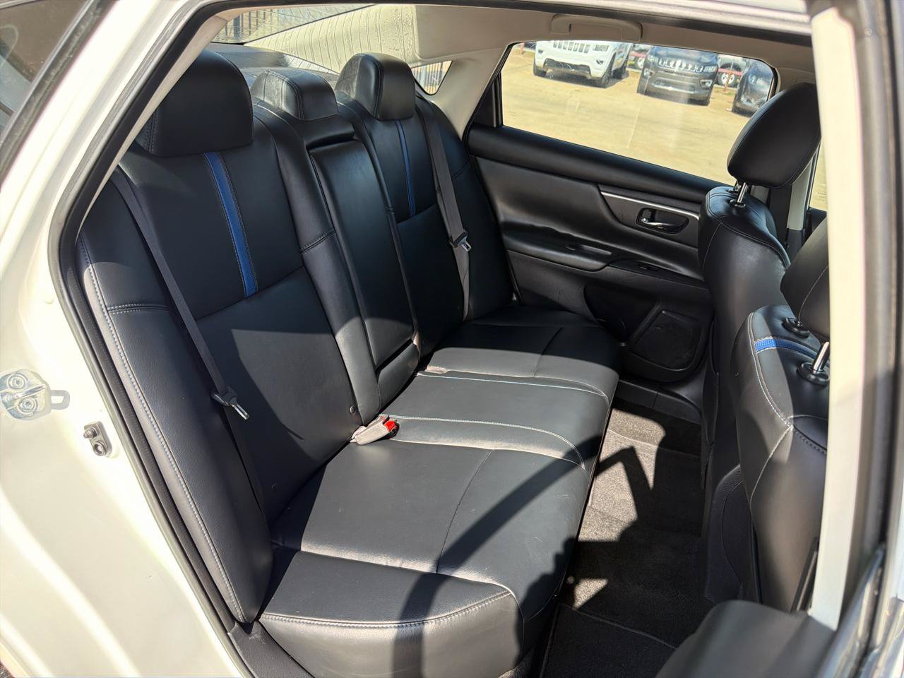Used 2018 Nissan Altima 2.5 SR w/ SR Midnight Edition FWD image 23