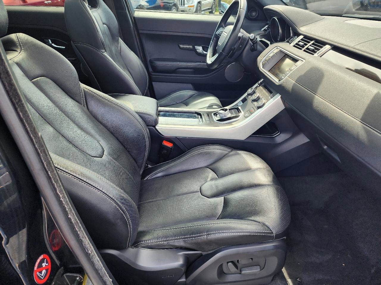 Used 2013 Land Rover Range Rover Evoque Dynamic AWD/4WD image 31