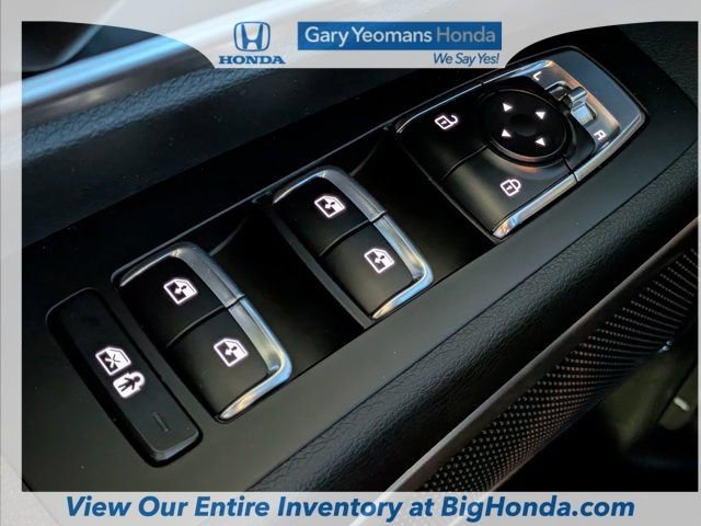 Used 2025 Kia Telluride LX FWD image 26