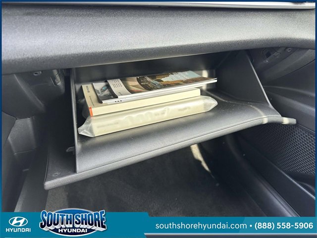 Certified 2023 Hyundai Elantra Limited image 36