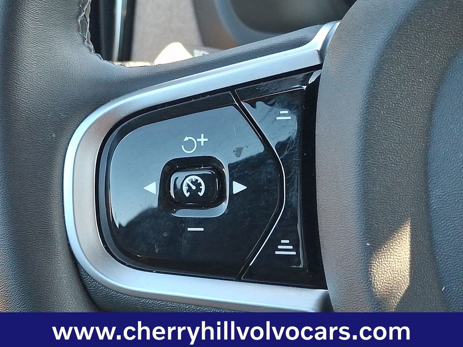 Certified 2025 Volvo XC90 B5 Plus image 22