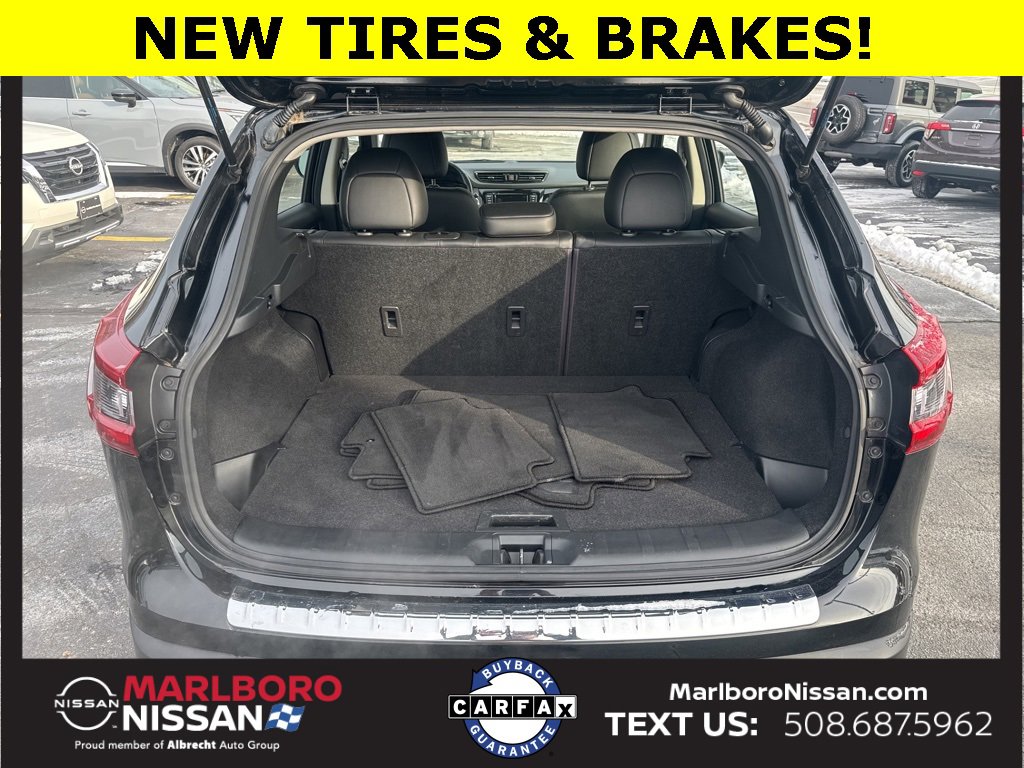 Certified 2022 Nissan Rogue Sport SV w/ Technology Package image 13