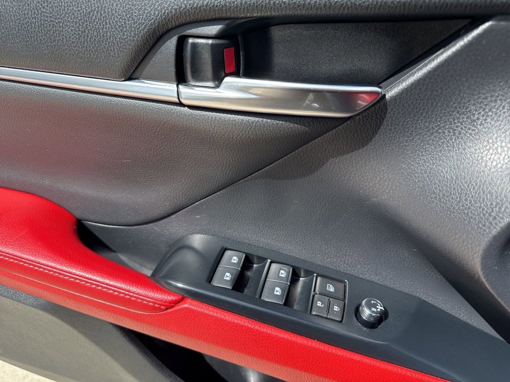 Used 2019 Toyota Camry XSE FWD image 19