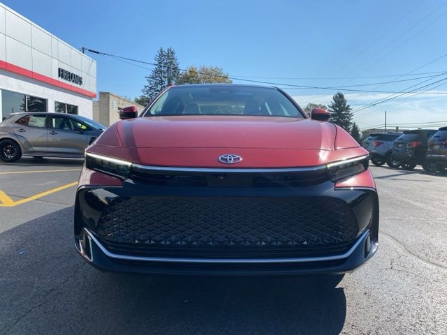 New 2025 Toyota Crown Limited image 7