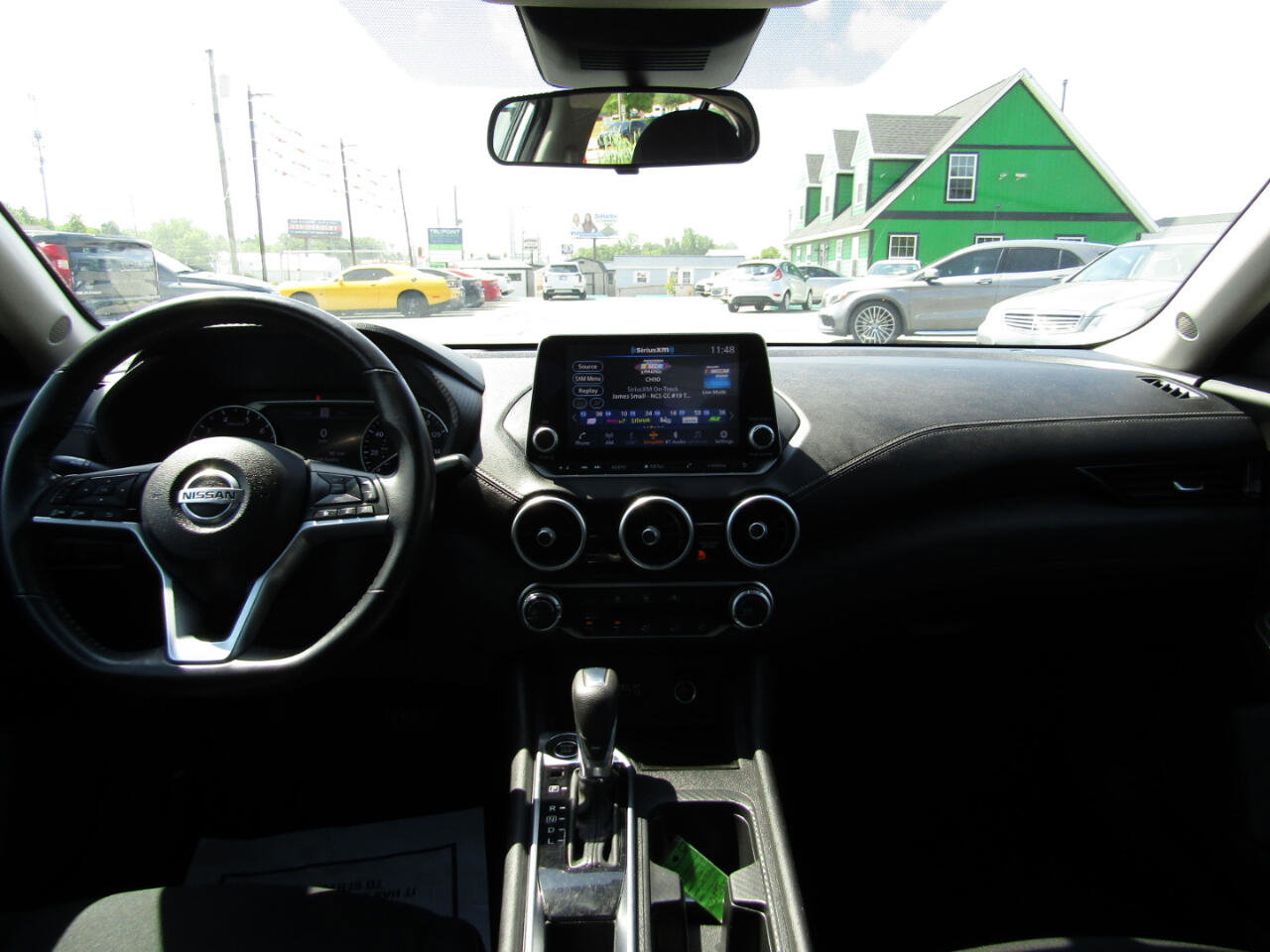 Used 2022 Nissan Sentra SV image 9