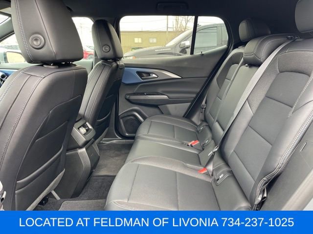 Used 2025 Chevrolet Equinox EV LT image 9