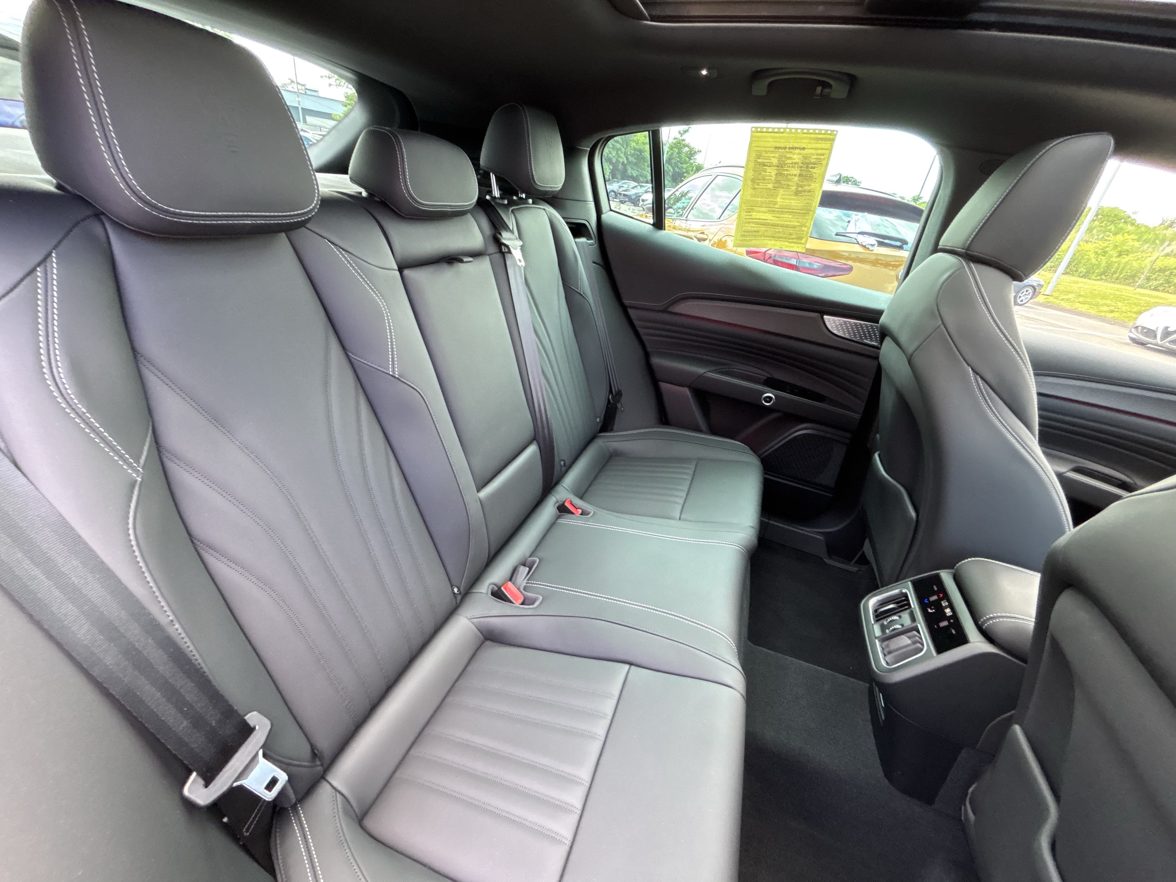 Used 2025 Maserati Grecale Folgore AWD/4WD image 45