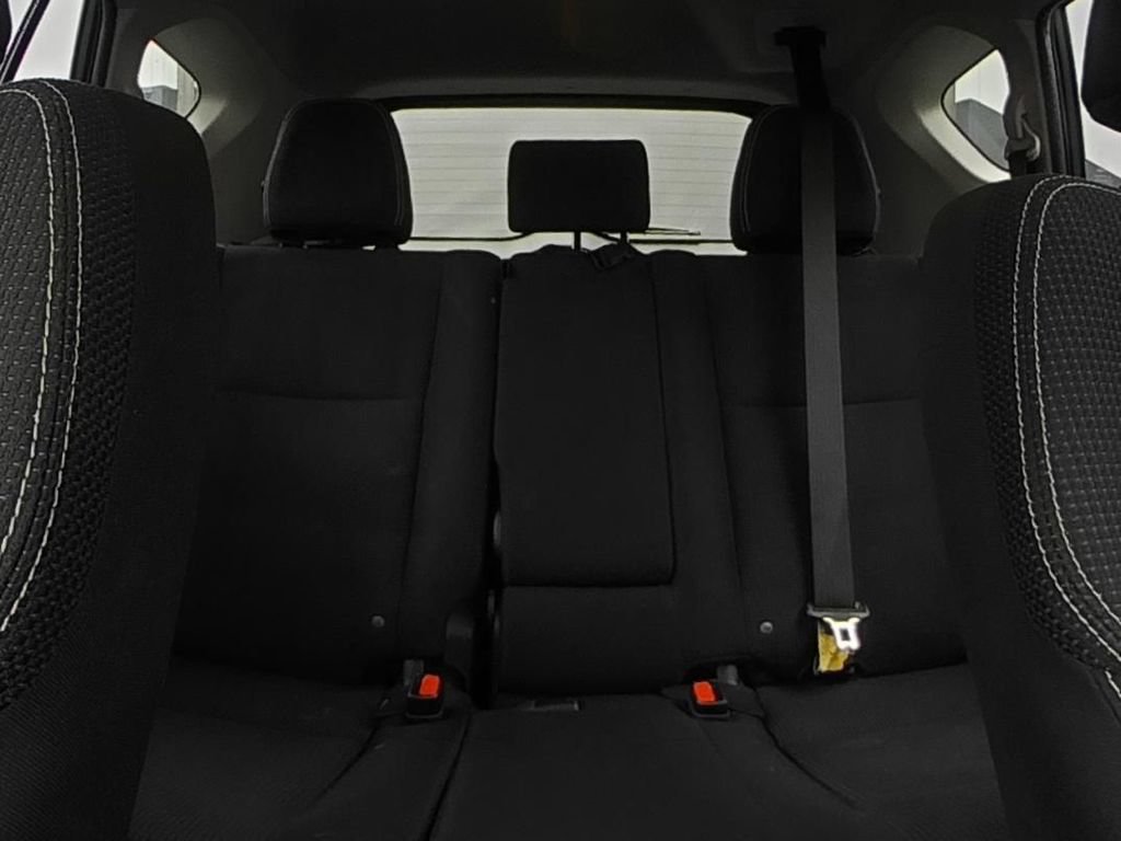 Used 2017 Toyota RAV4 XLE FWD image 10