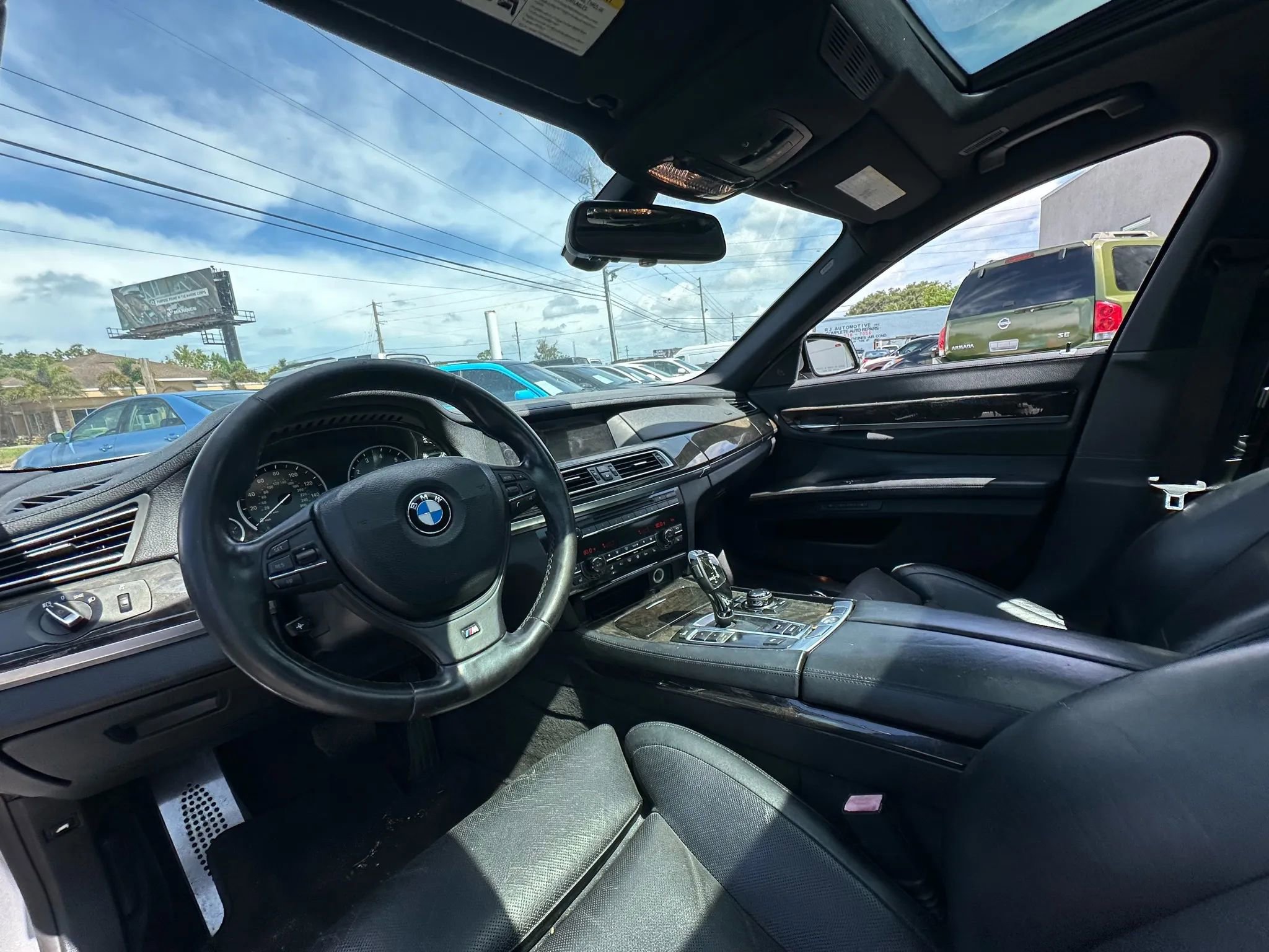 Used 2012 BMW 750Li image 7