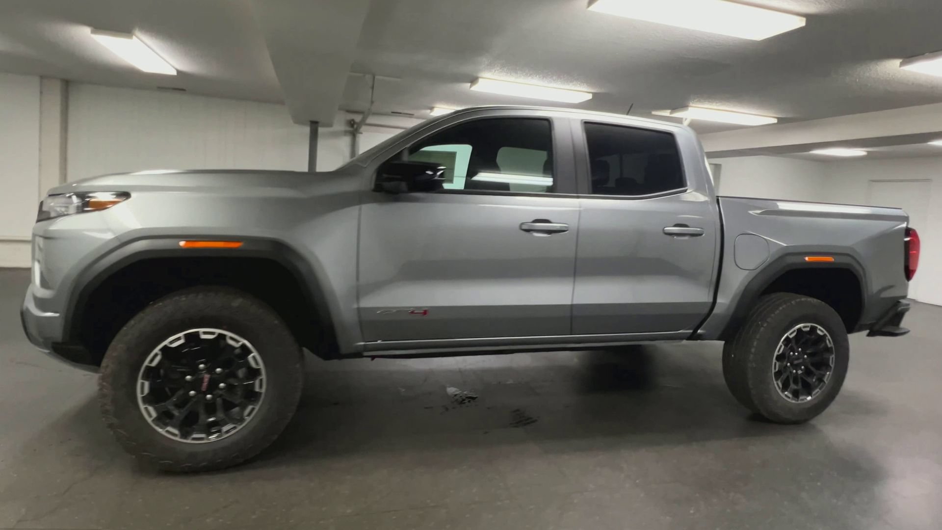 New 2026 GMC Canyon AT4 w/ Technology Plus Package AWD/4WD image 39