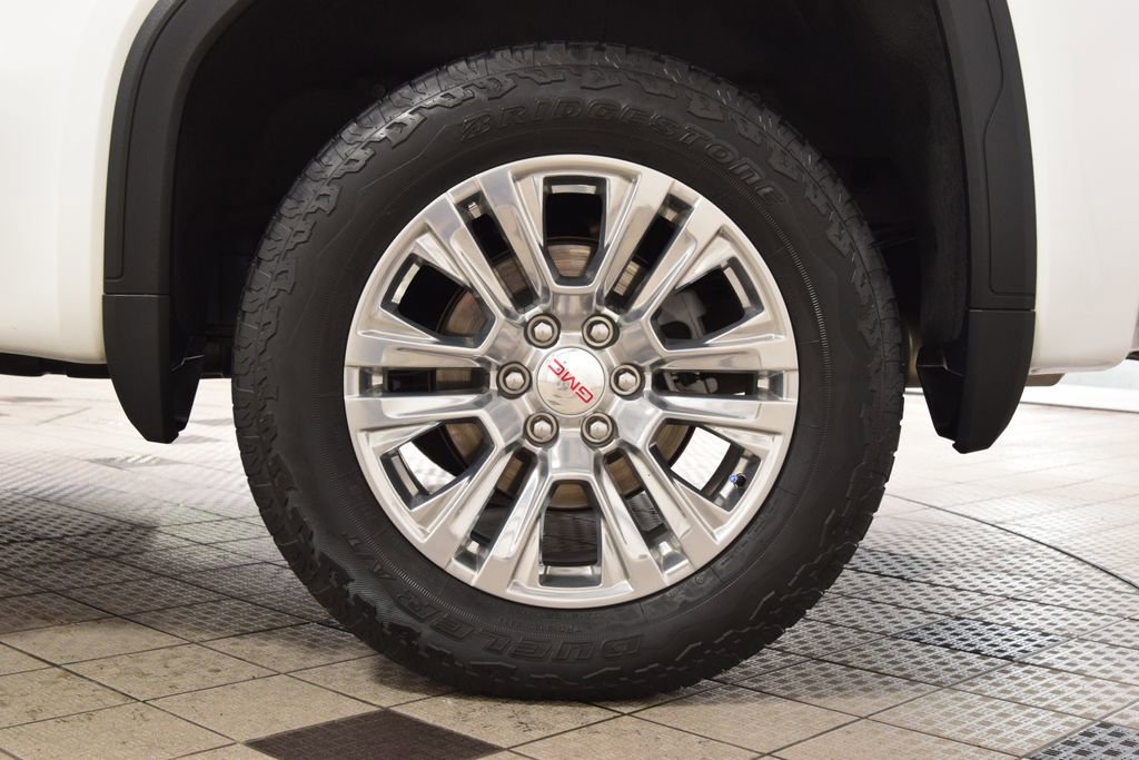 Used 2023 GMC Sierra 1500 Denali w/ Technology Package AWD/4WD image 27