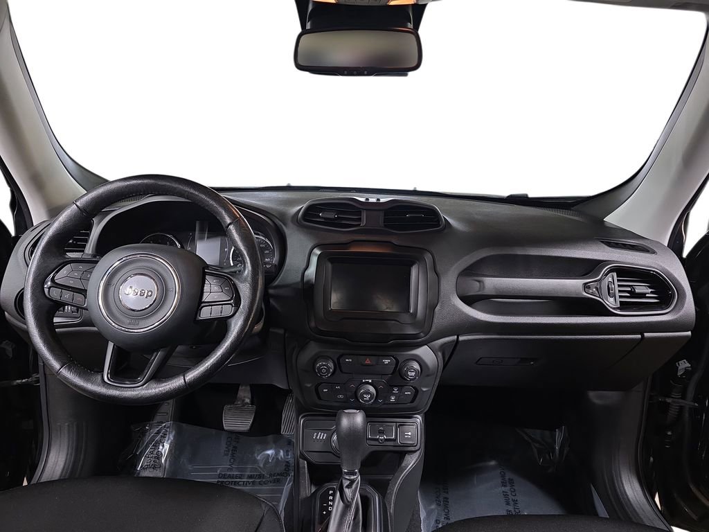 Used 2018 Jeep Renegade Altitude image 9