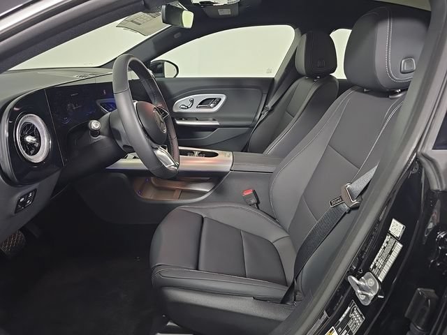 Used 2026 Mercedes-Benz CLA 350 w/ Winter Package image 5