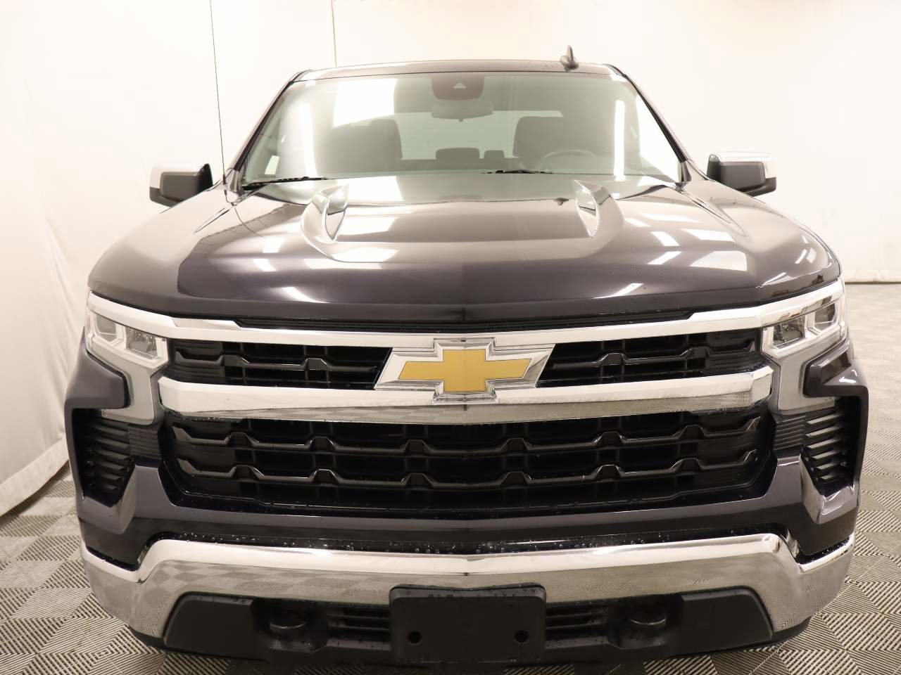 Used 2024 Chevrolet Silverado 1500 LT w/ Protection Package image 4