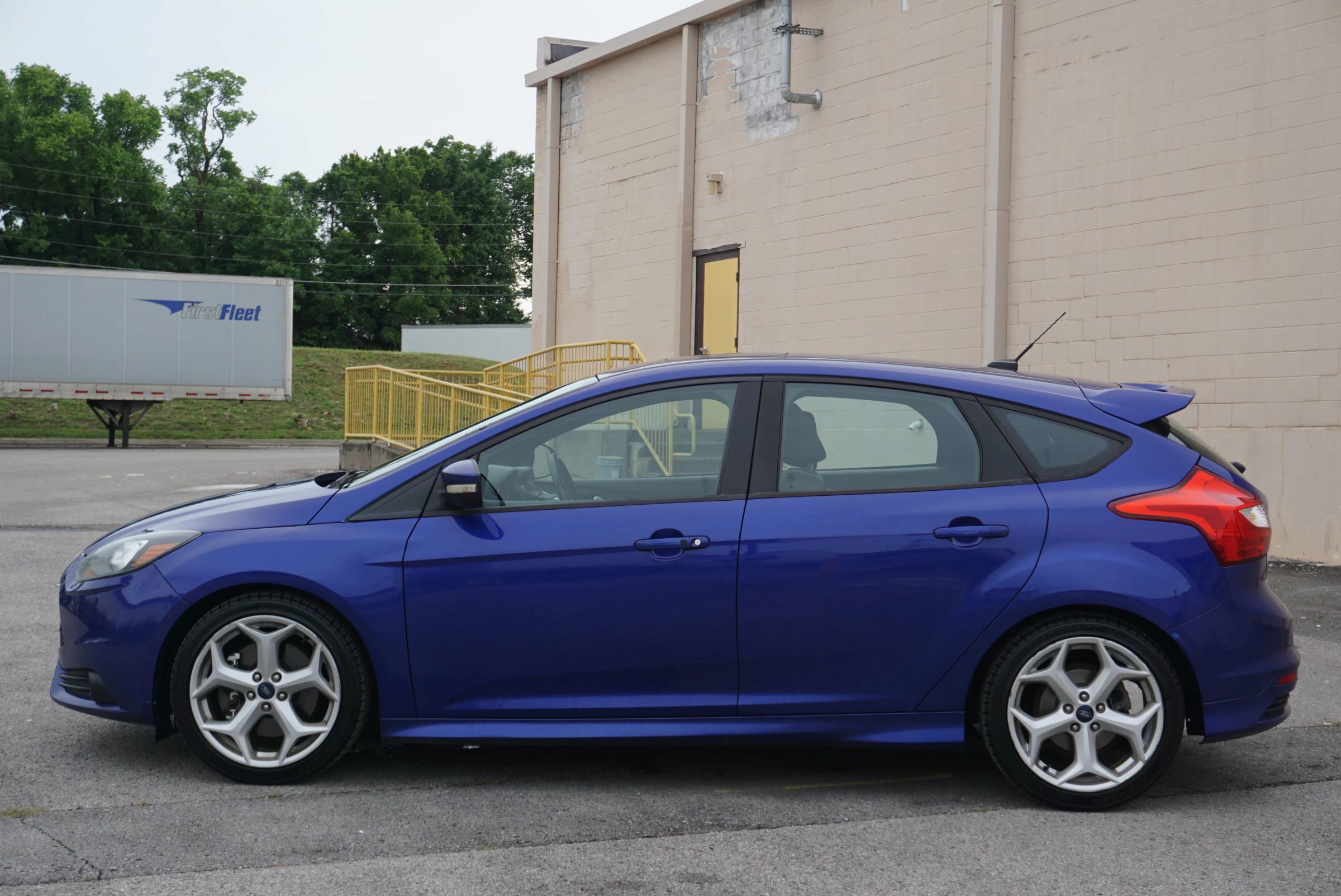 Used 2014 Ford Focus ST FWD image 8