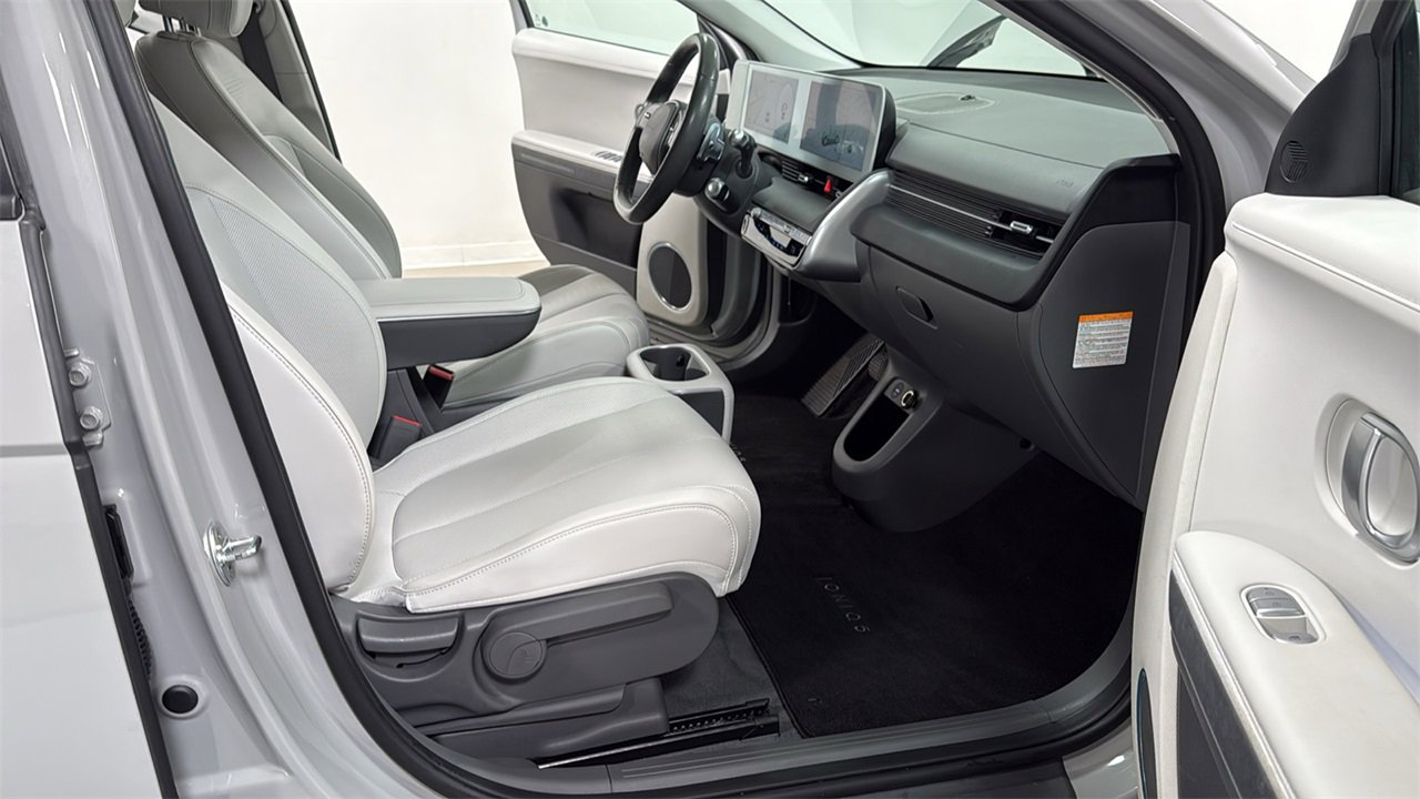 Used 2022 Hyundai Ioniq 5 SEL w/ Cargo Package image 18