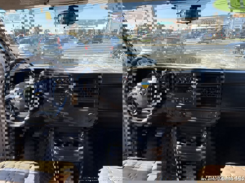 Used 2011 Chevrolet Express 2500 image 9