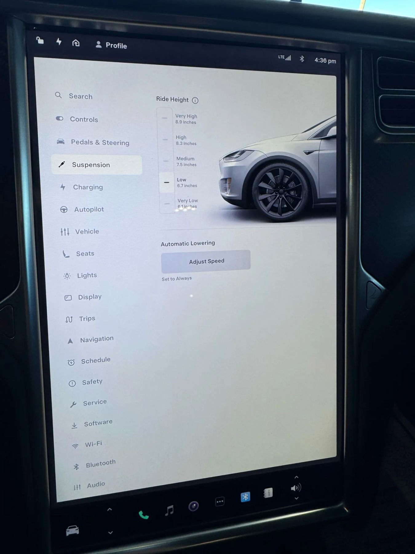 Used 2017 Tesla Model X 75D image 34