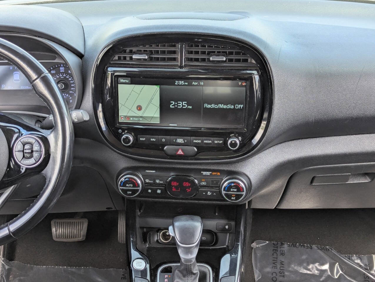 Used 2020 Kia Soul EX image 18