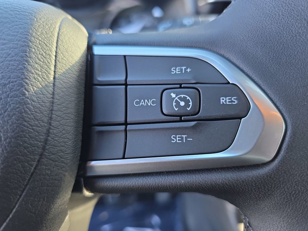 New 2026 Jeep Compass Latitude image 18