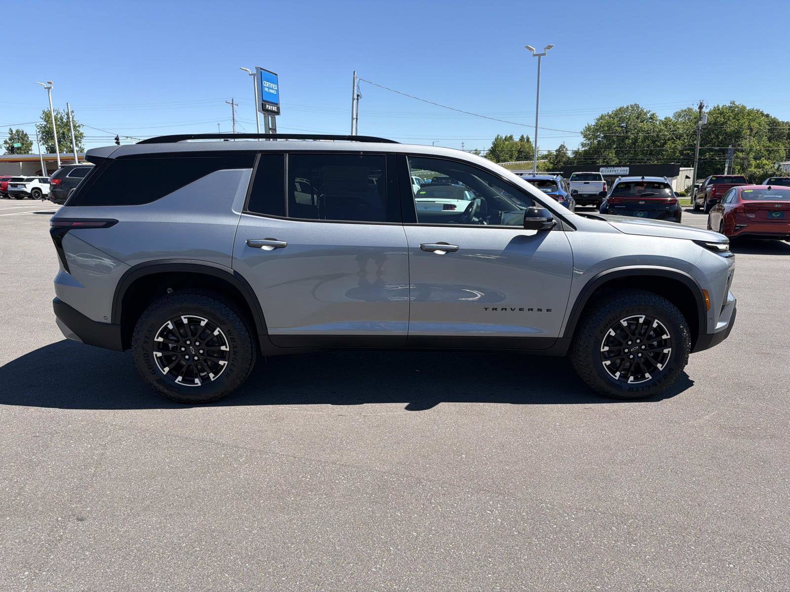 New 2026 Chevrolet Traverse Z71 w/ Enhanced Driving Package AWD/4WD image 8