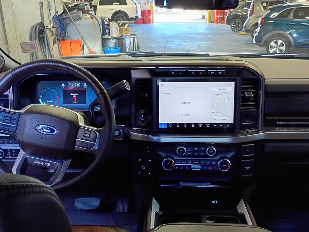 Used 2023 Ford F350 King Ranch AWD/4WD image 27