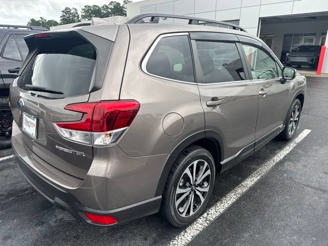 Used 2022 Subaru Forester Limited AWD/4WD image 3
