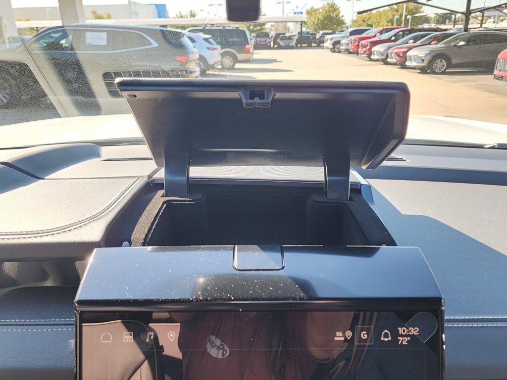 New 2026 GMC Yukon XL Elevation w/ Elevation Premium Package image 31