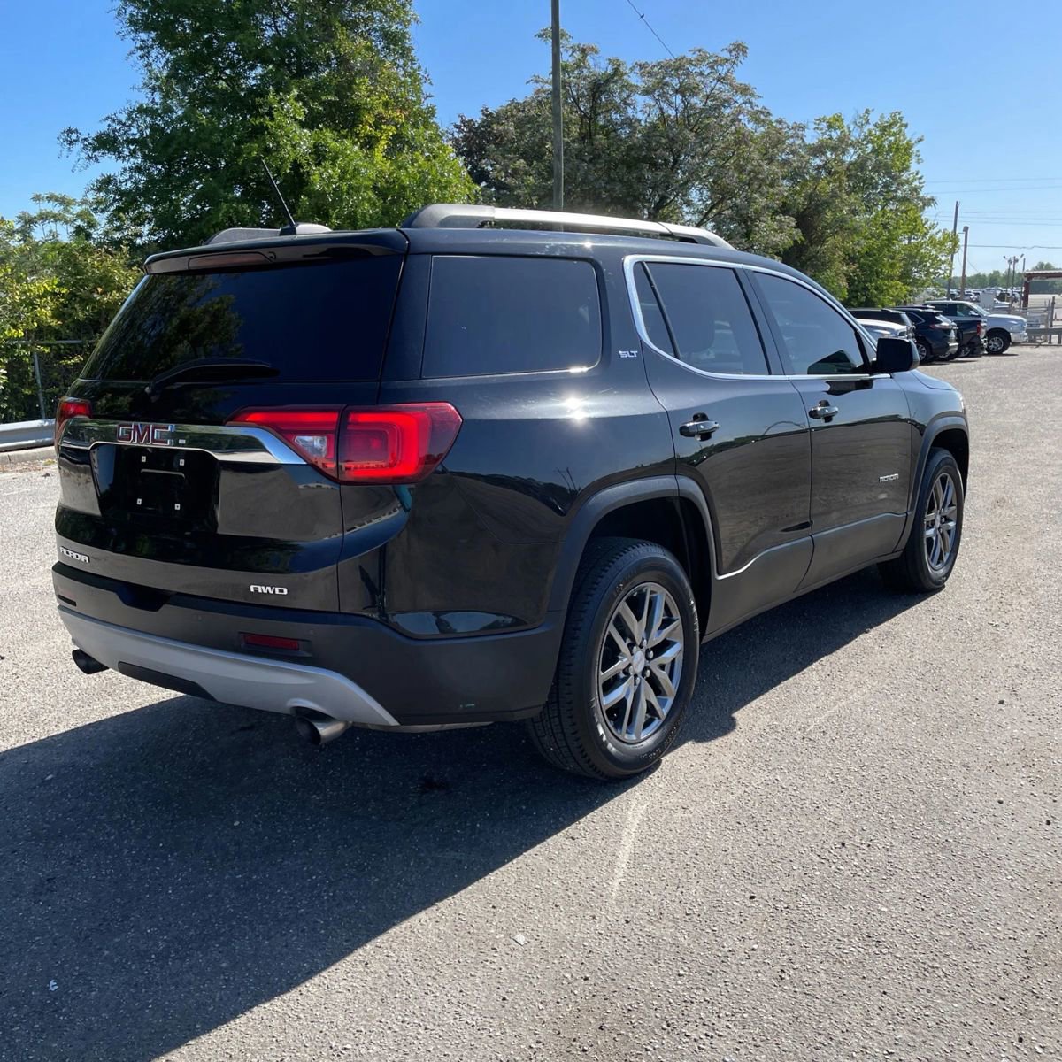 Used 2017 GMC Acadia SLT image 5