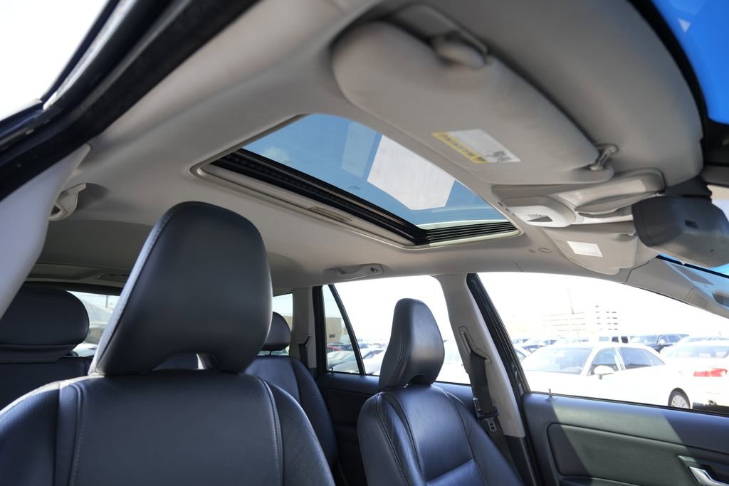 Used 2013 Volvo XC90 3.2 image 29