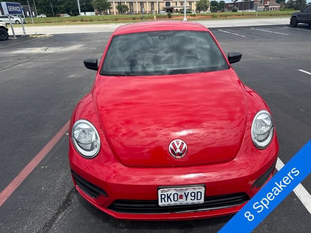 Used 2017 Volkswagen Beetle 1.8T S FWD image 2