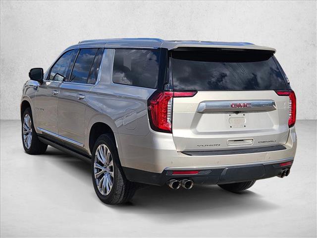 Used 2022 GMC Yukon XL Denali image 8