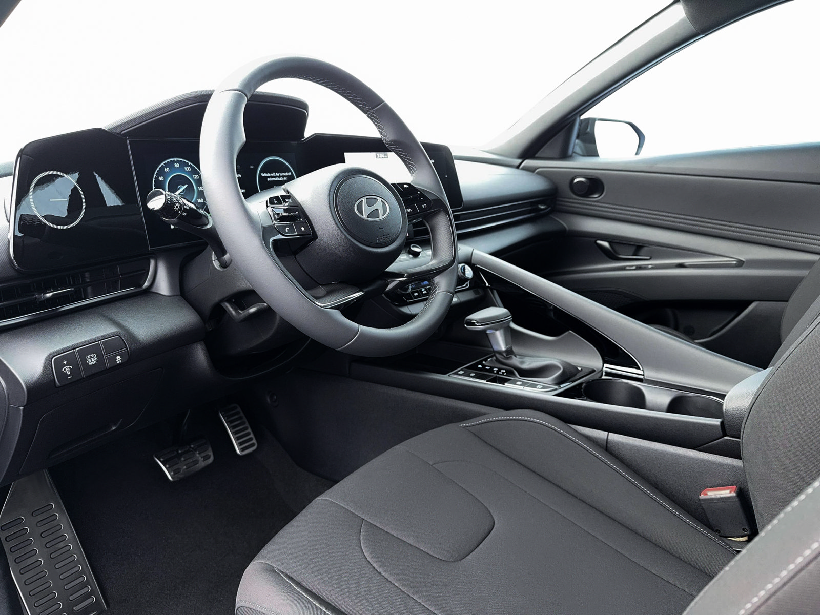 New 2026 Hyundai Elantra SEL FWD image 14