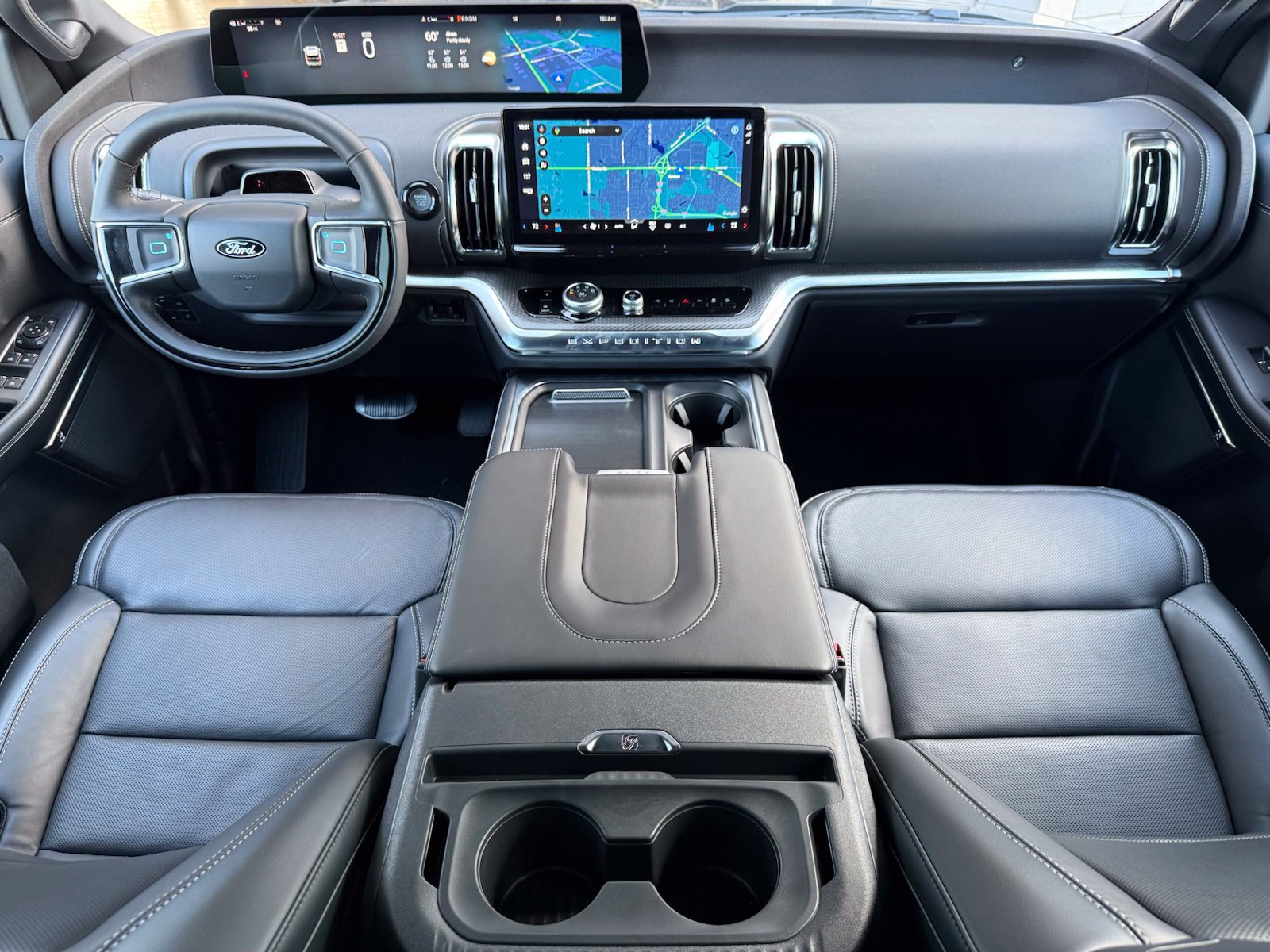 New 2027 Ford Expedition Platinum w/ Stealth Performance Package AWD/4WD image 2