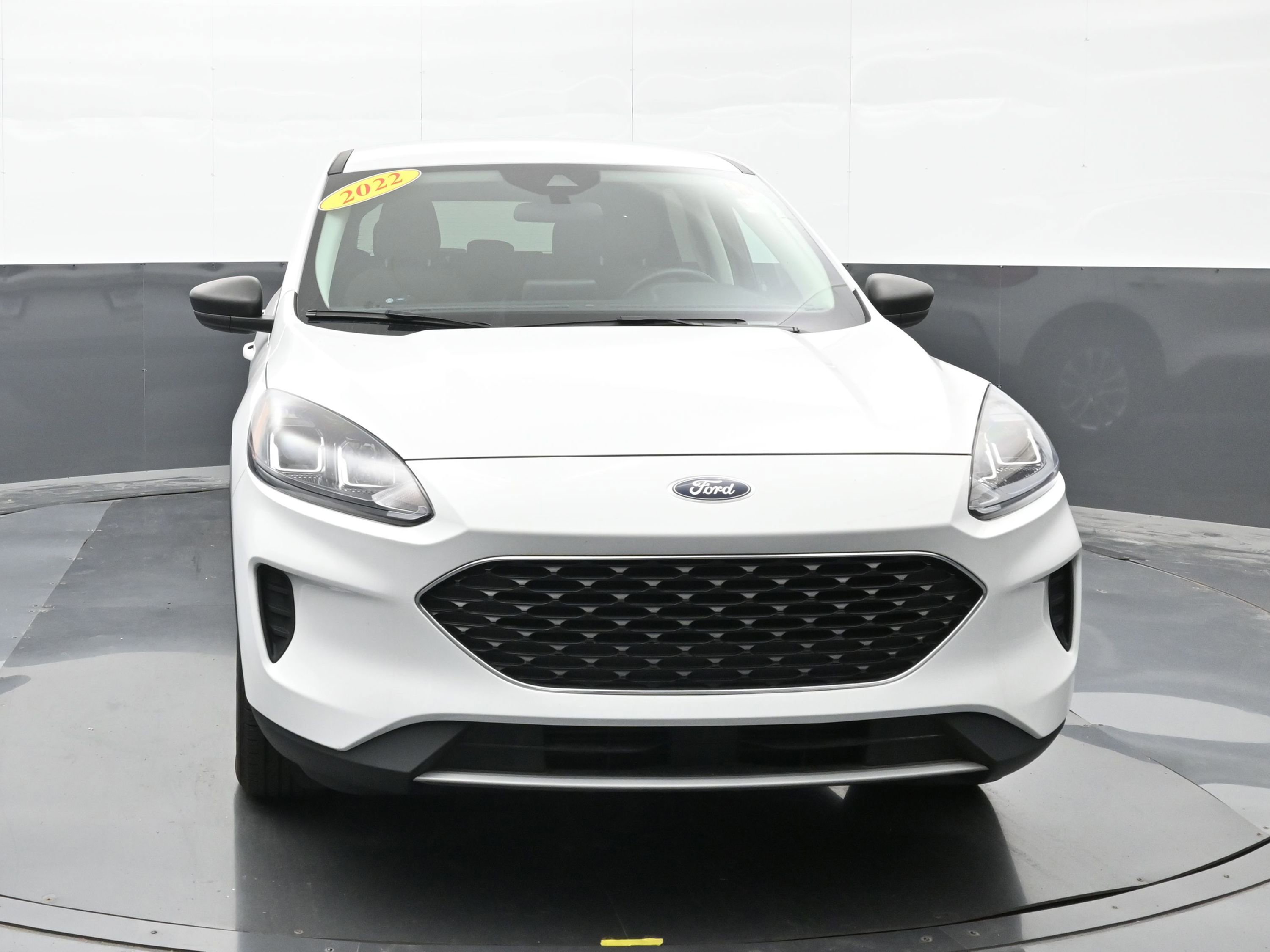 Used 2022 Ford Escape SE w/ Convenience Package image 3