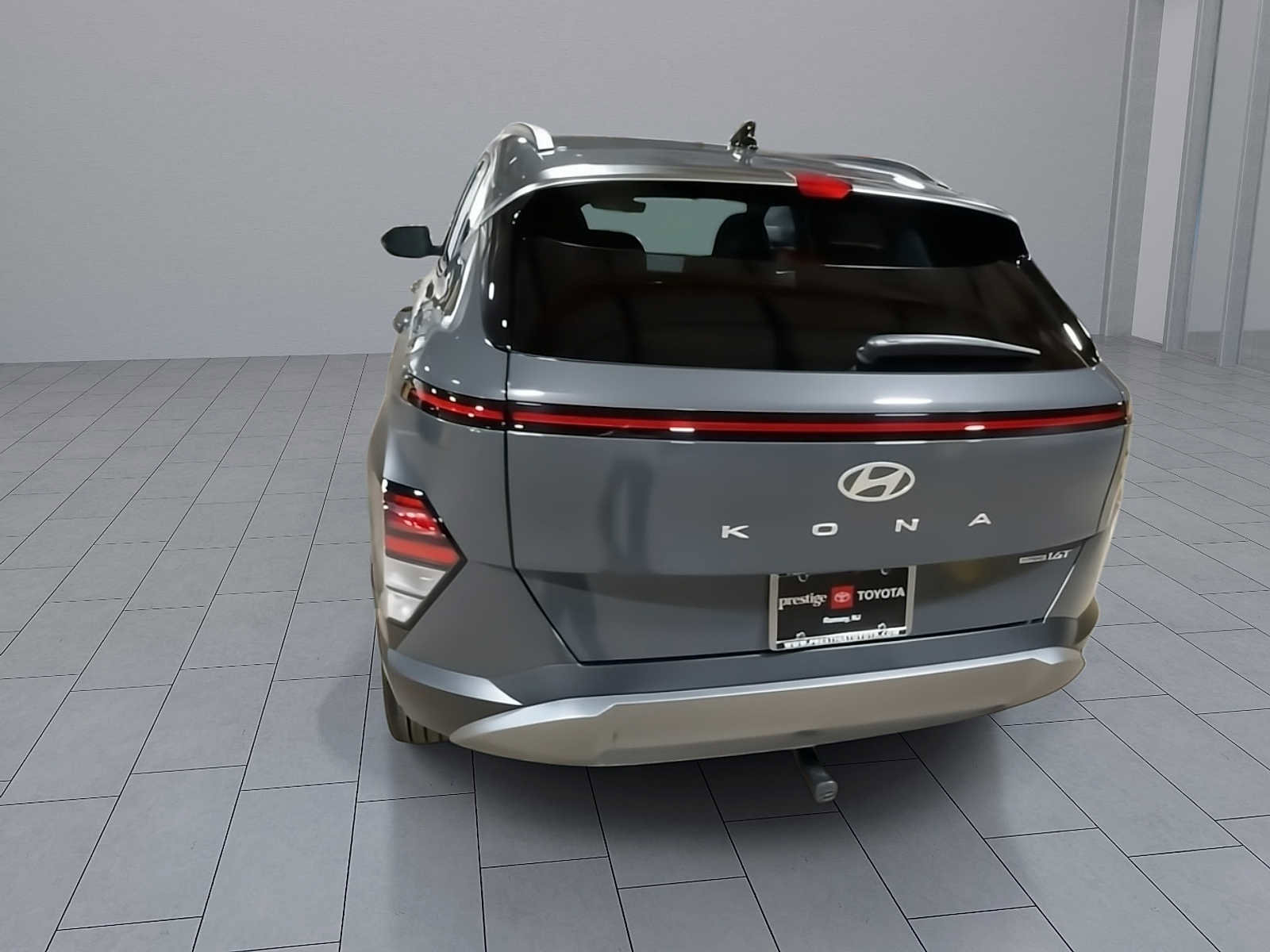 Used 2026 Hyundai Kona Limited image 7
